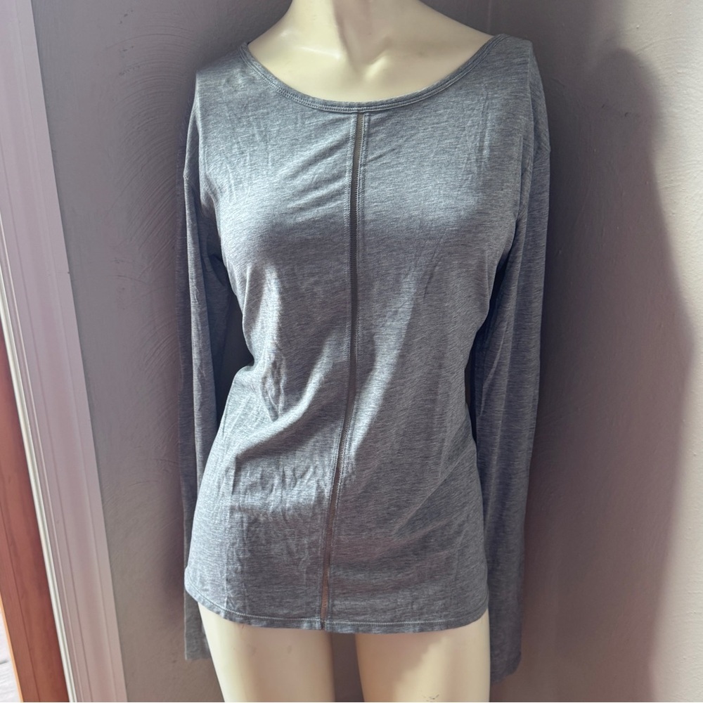 Lululemon gray long sleeve athletic shirt size small